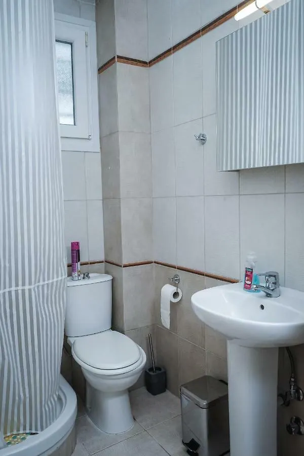 Nektarios Garenias Kipoupoli Villa Nea Kallikrateia Grecia