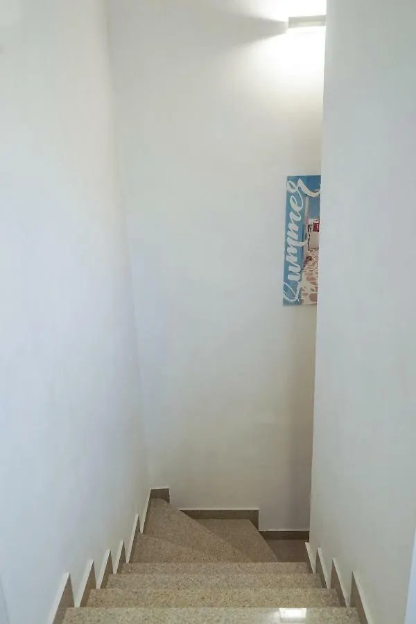Nektarios Garenias Kipoupoli Villa Nea Kallikrateia
